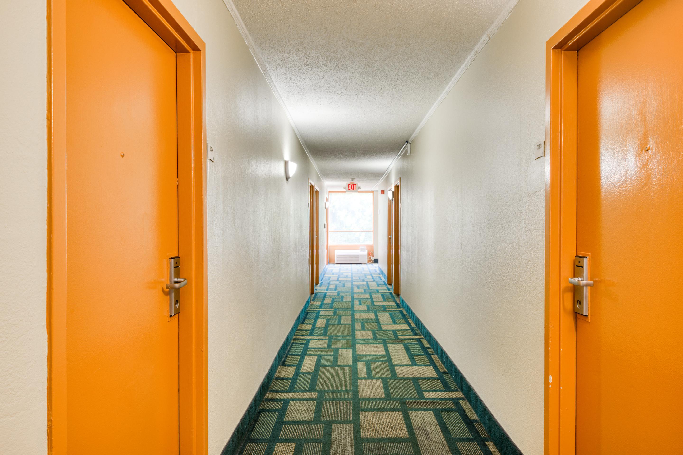 ホテル Baymont By Wyndham ウィリアムズバーグ エクステリア 写真